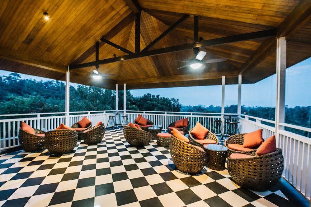 Bed and Breakfast Botanica Mansion à Balik Pulau Extérieur photo