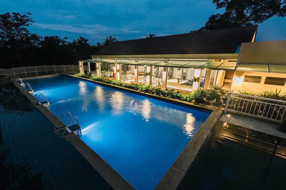 Bed and Breakfast Botanica Mansion à Balik Pulau Extérieur photo